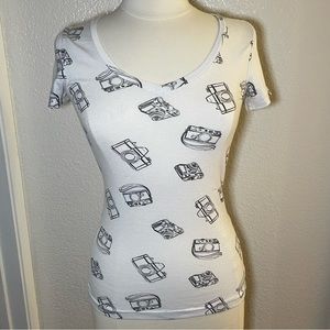 Pacsun Nollie V neck T-shirt
